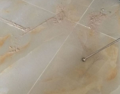 汾西瓷砖空鼓维修公司分享粘合剂选择不当在瓷砖铺贴过程中可能导致以下问题